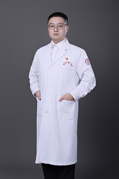 张玉鹏