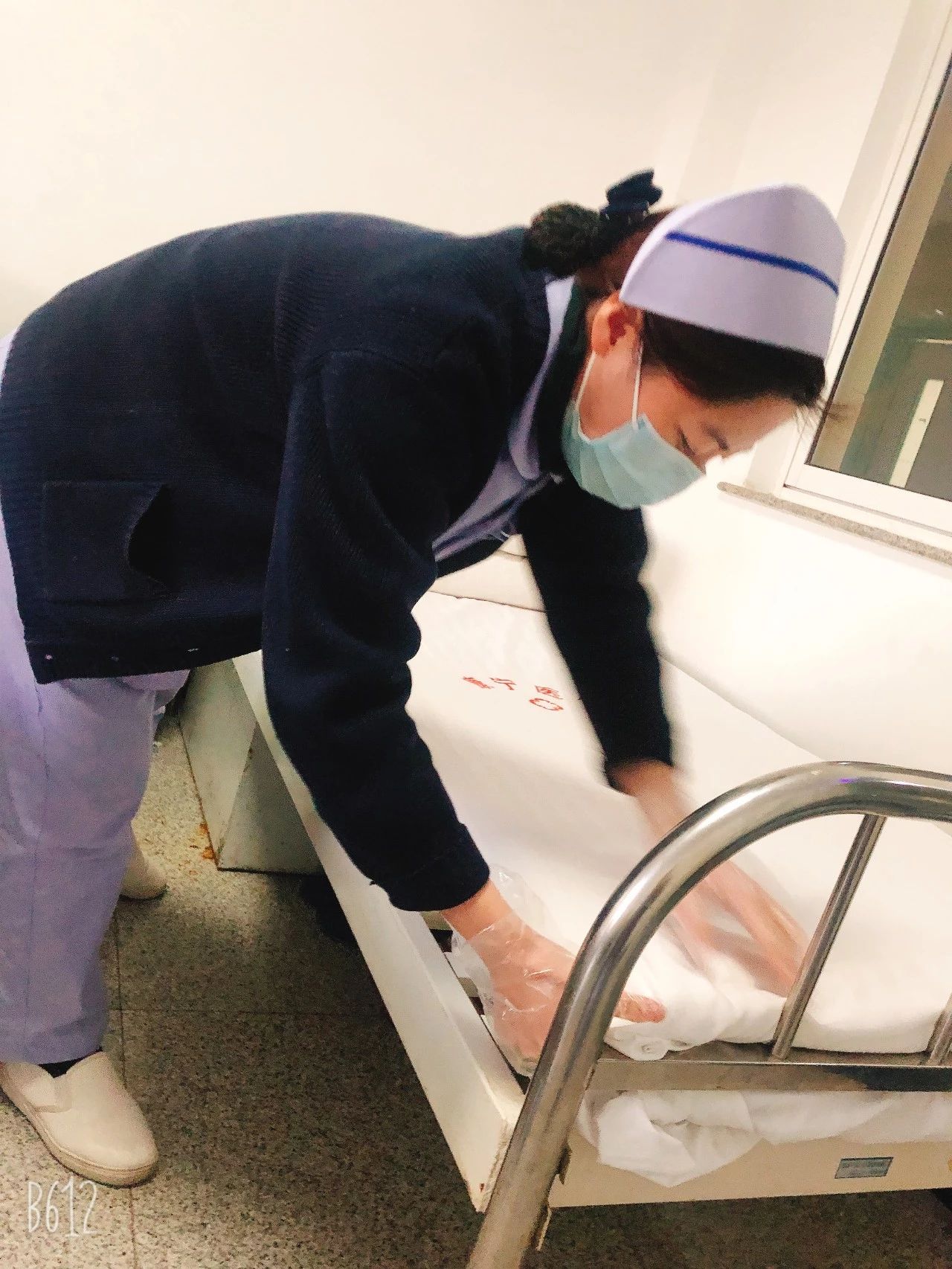 【携手】 “舍小家，为大家”，夫妻共同守护“康宁家园”（一）