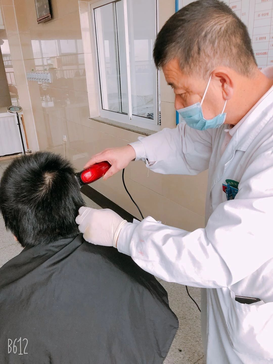 【承诺】防控一线老当益壮 疫情面前初心不改